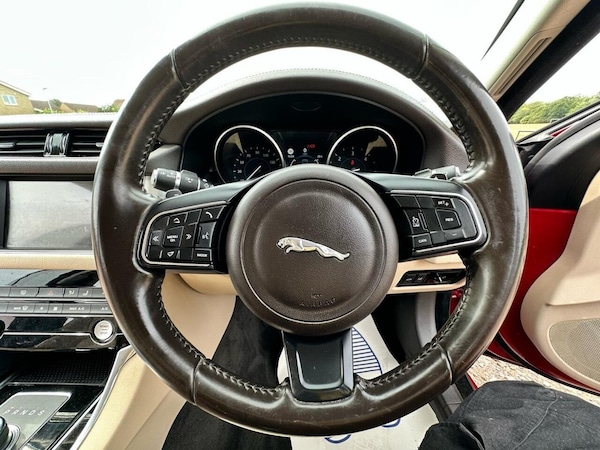 Used Jaguar XF 2017 for sale - 75548458: Photo 28