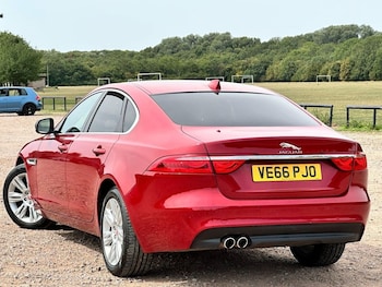 Used Jaguar XF 2017 for sale - 75548458: Photo