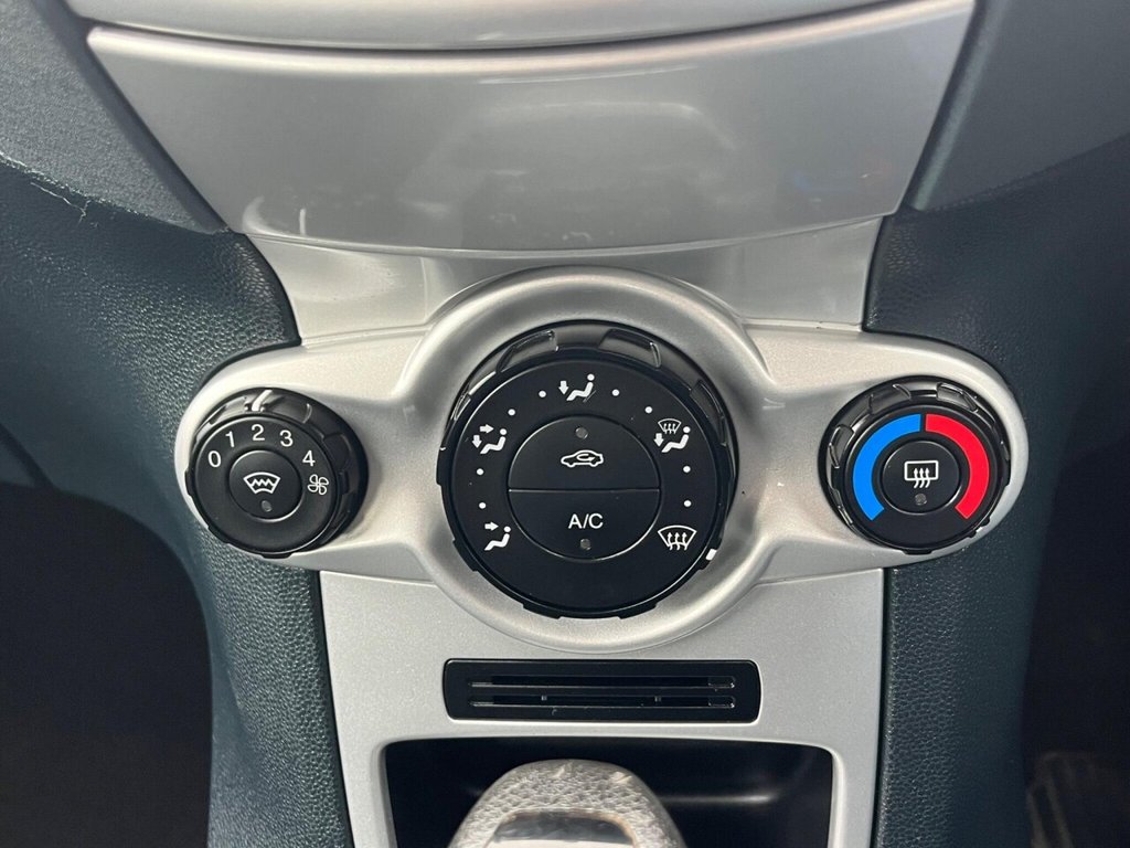 Used Ford Fiesta 2009 for sale - 77693007: Photo 31