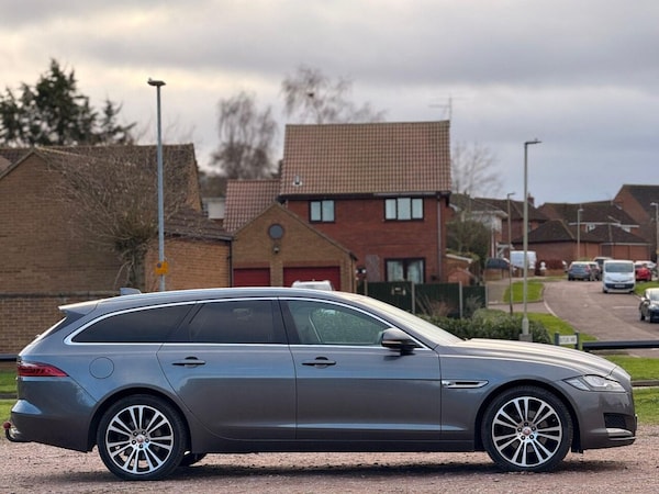 Used Jaguar XF 2017 for sale - 75136350: Photo 12