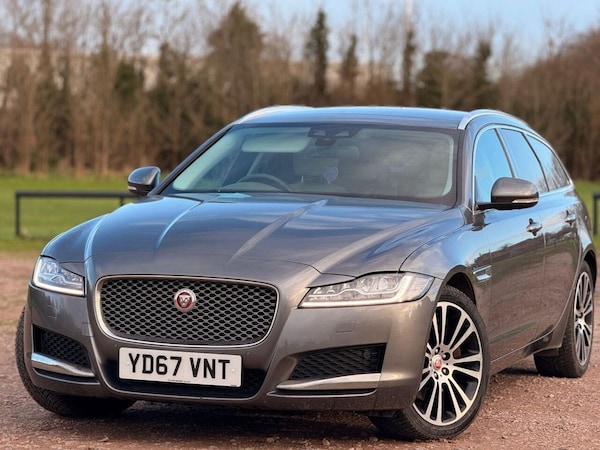 Used Jaguar XF 2017 for sale - 75136350: Photo 3
