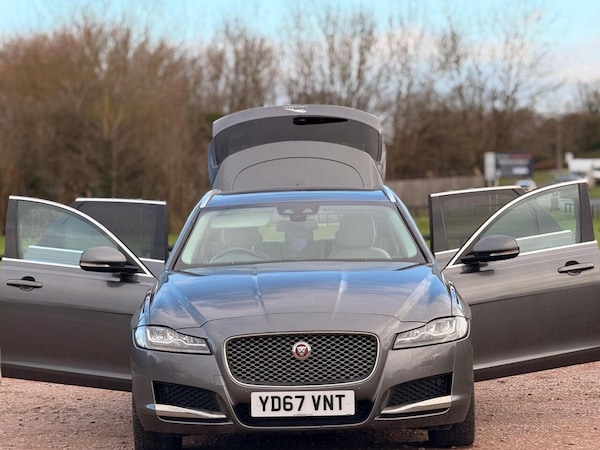 Used Jaguar XF 2017 for sale - 75136350: Photo 7
