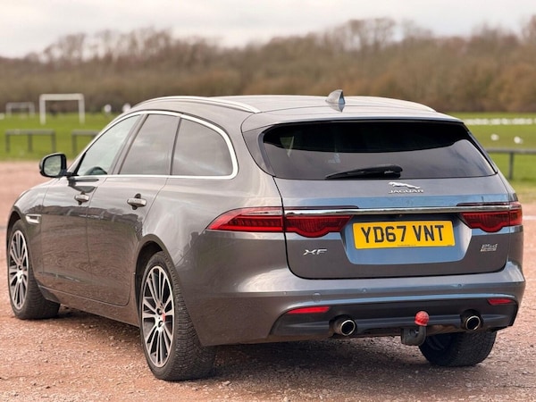 Used Jaguar XF 2017 for sale - 75136350: Photo 8