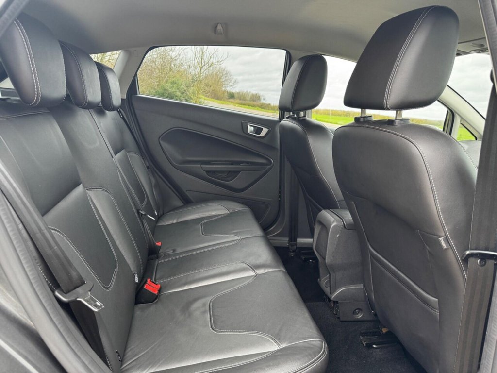 Used Ford Fiesta 2017 for sale - 77685405: Photo 32