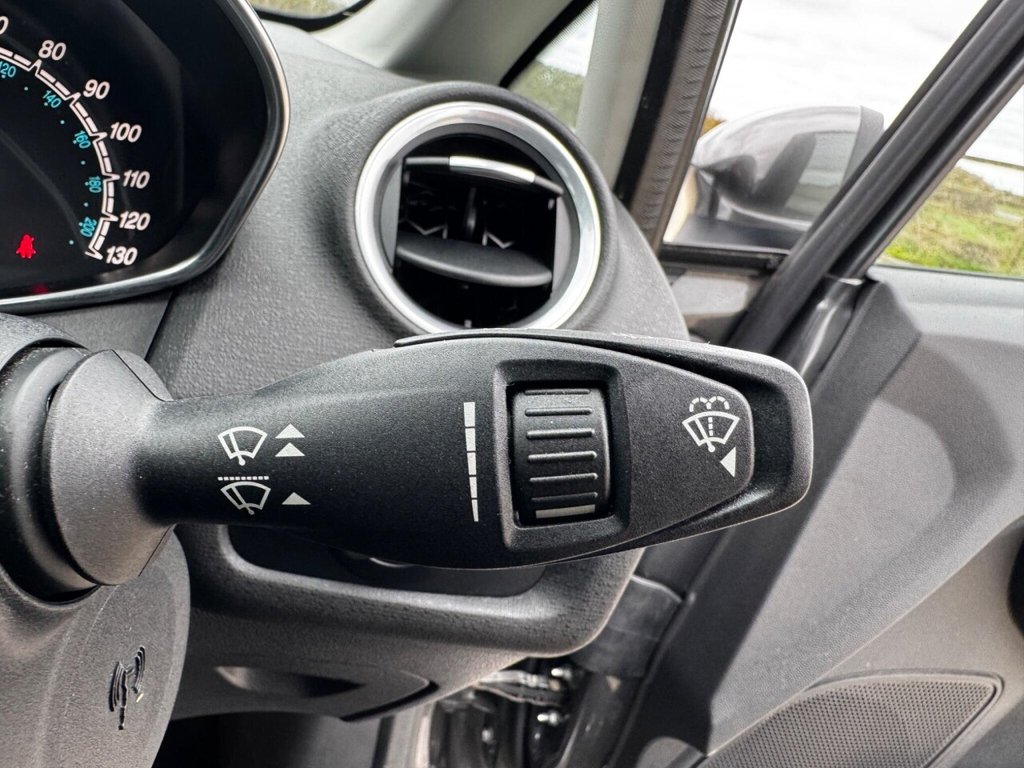 Used Ford Fiesta 2017 for sale - 77685405: Photo 42