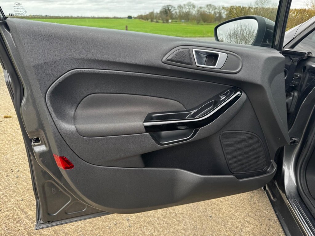 Used Ford Fiesta 2017 for sale - 77685405: Photo 48