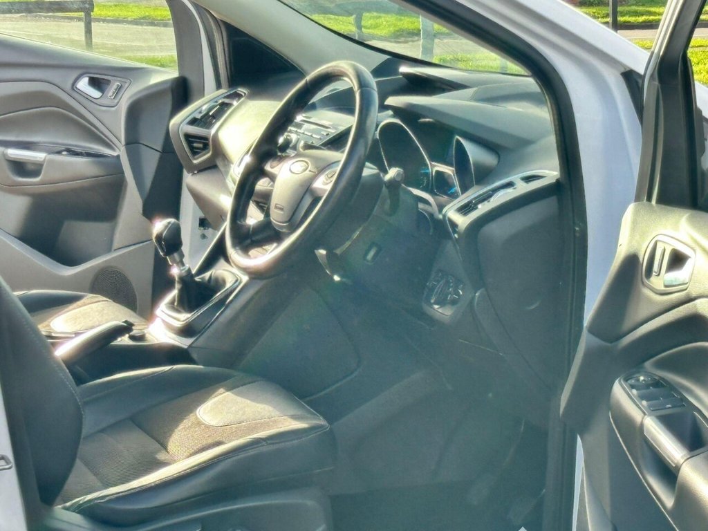 Used Ford Kuga 2014 for sale - 76768734: Photo 19