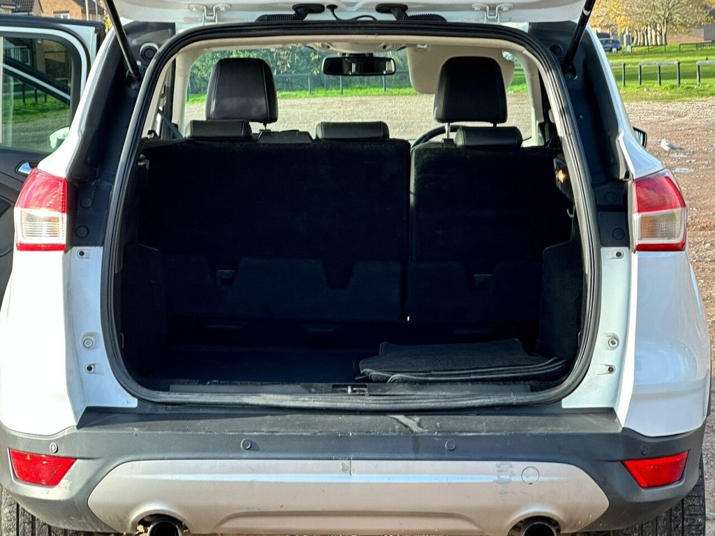 Used Ford Kuga 2014 for sale - 76768734: Photo 32