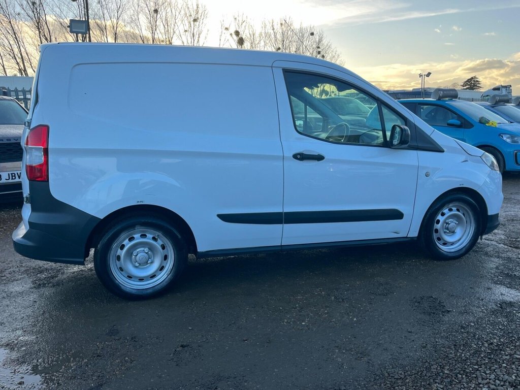 Used Ford Transit Courier 2020 for sale - 77360133: Photo 15