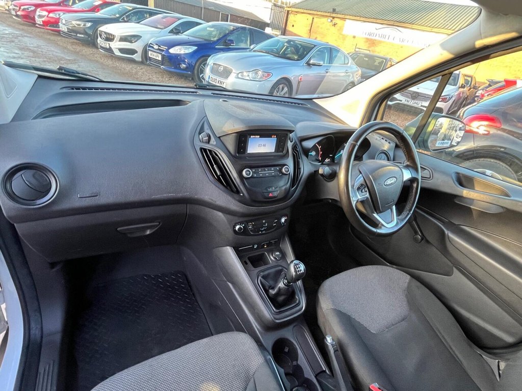 Used Ford Transit Courier 2020 for sale - 77360133: Photo 24