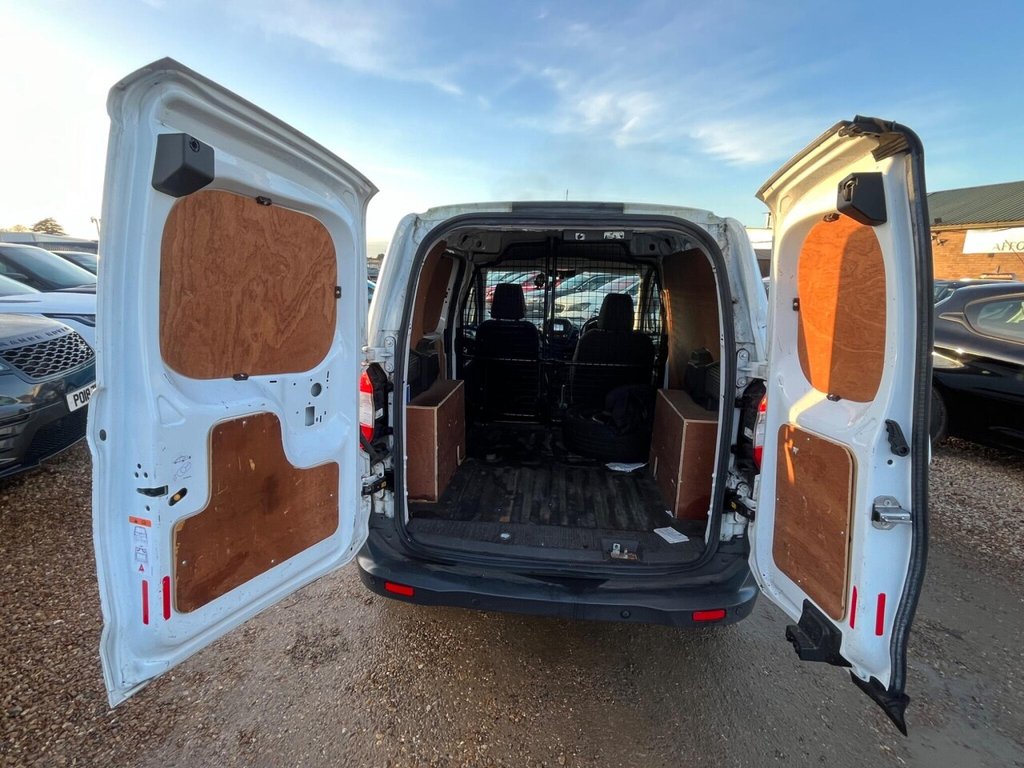 Used Ford Transit Courier 2020 for sale - 77360133: Photo 36