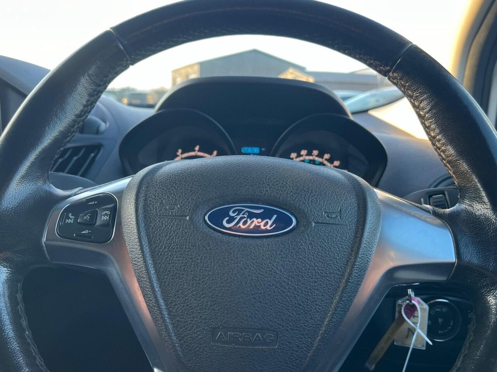 Used Ford Transit Courier 2020 for sale - 77360133: Photo 38