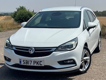 Used Vauxhall Astra 2017 for sale - 79261101: Photo