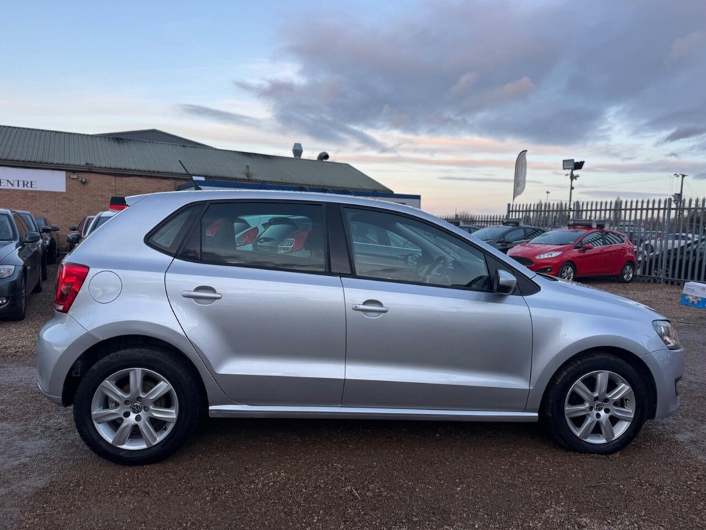 Used Volkswagen Polo 2010 for sale - 77161622: Photo 11