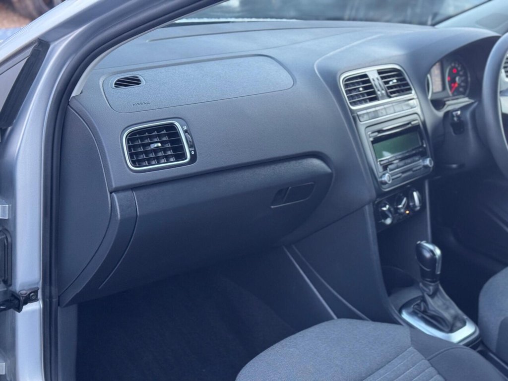 Used Volkswagen Polo 2010 for sale - 77161622: Photo 14