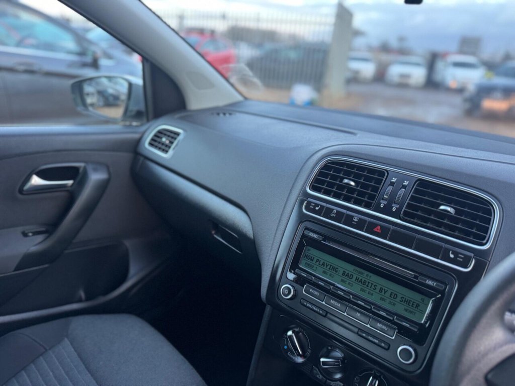 Used Volkswagen Polo 2010 for sale - 77161622: Photo 19