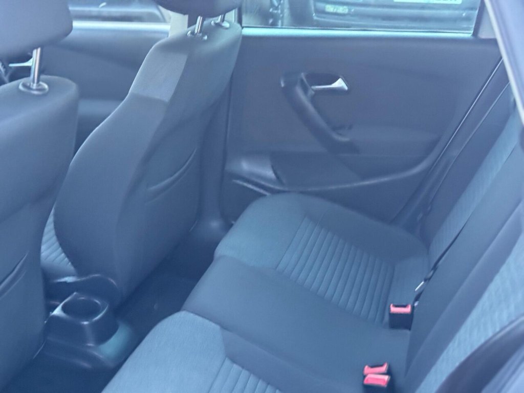 Used Volkswagen Polo 2010 for sale - 77161622: Photo 24