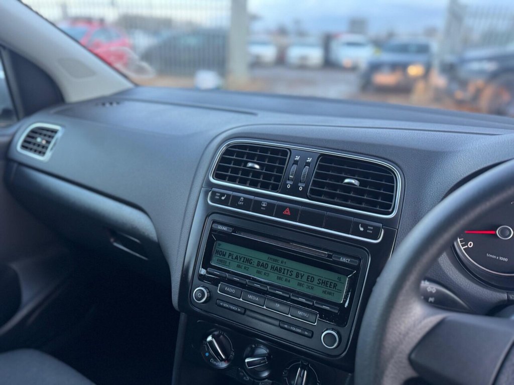 Used Volkswagen Polo 2010 for sale - 77161622: Photo 49