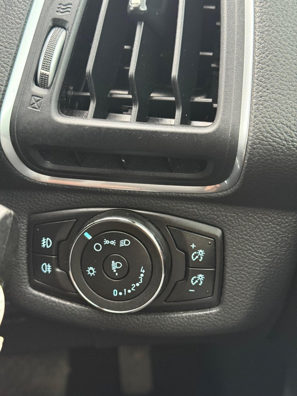 Used Ford B-MAX 2012 for sale - 77477360: Photo 25