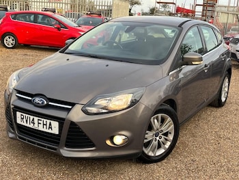 Used Ford Focus 2014 for sale - 76176154: Photo 2