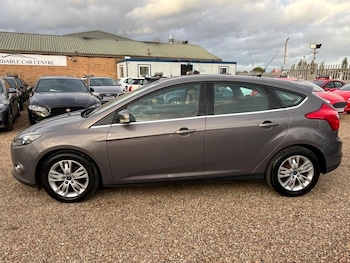 Used Ford Focus 2014 for sale - 76176154: Photo 3