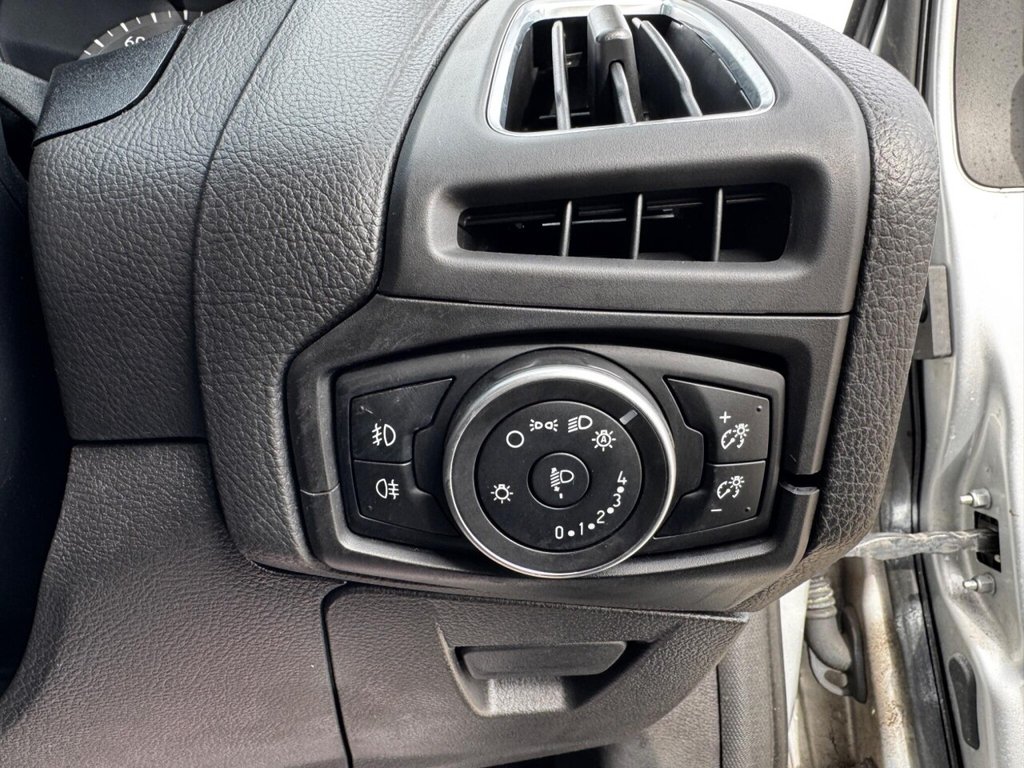 Used Ford Focus 2015 for sale - 77884978: Photo 39