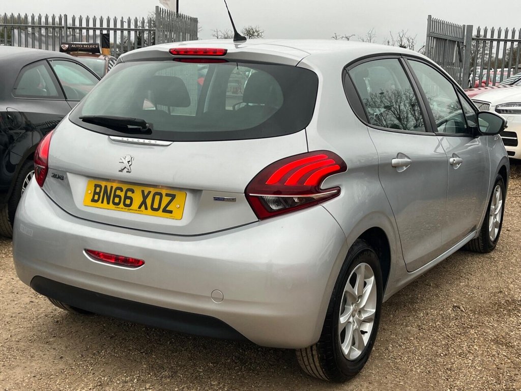 Used Peugeot 208 2016 for sale - 77905251: Photo 18