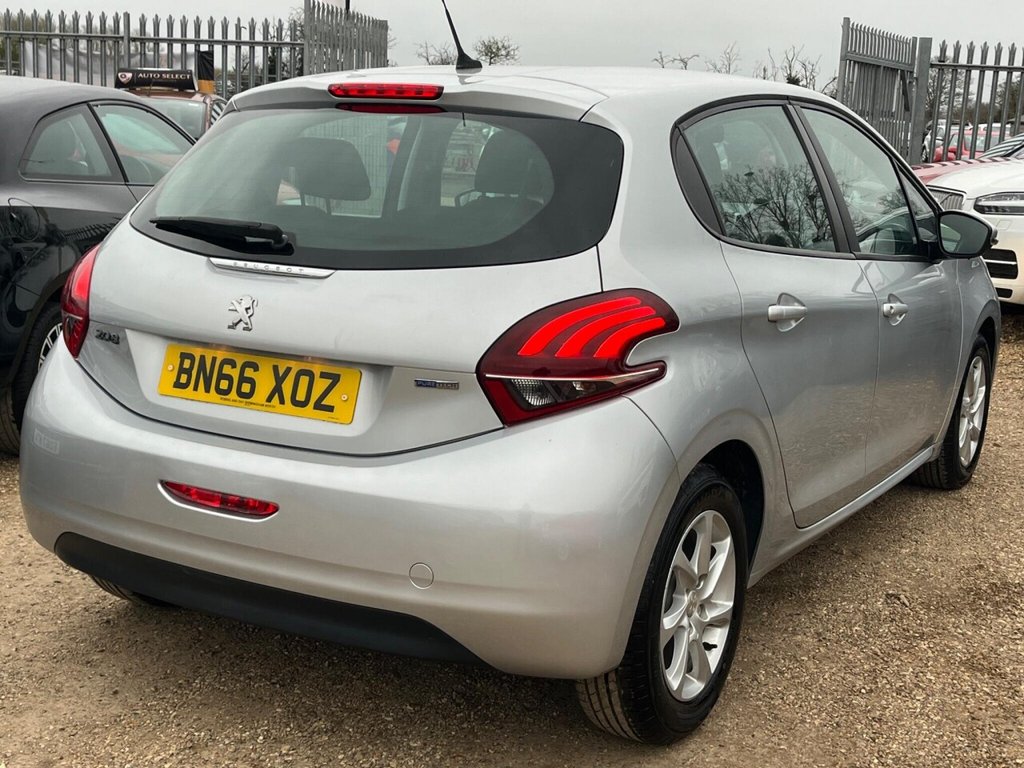 Used Peugeot 208 2016 for sale - 77905251: Photo 19