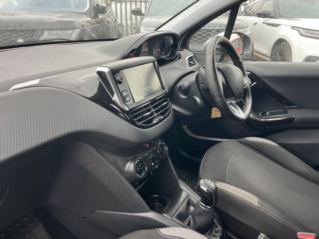 Used Peugeot 208 2016 for sale - 77905251: Photo 20