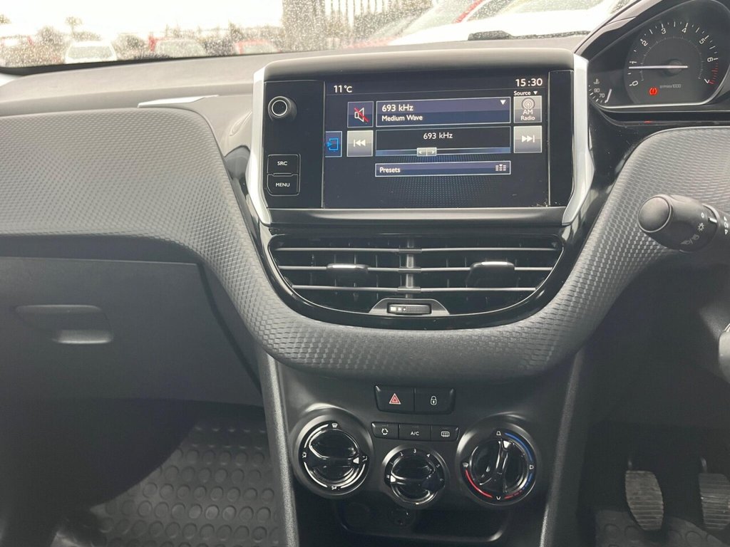 Used Peugeot 208 2016 for sale - 77905251: Photo 36