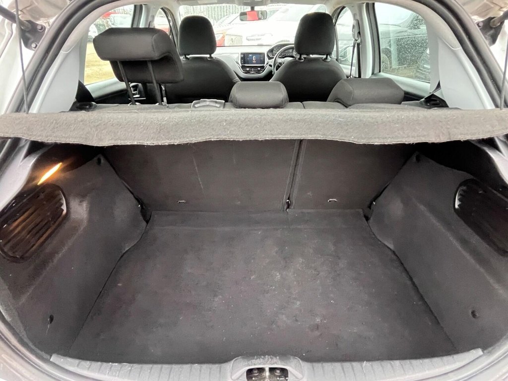 Used Peugeot 208 2016 for sale - 77905251: Photo 38