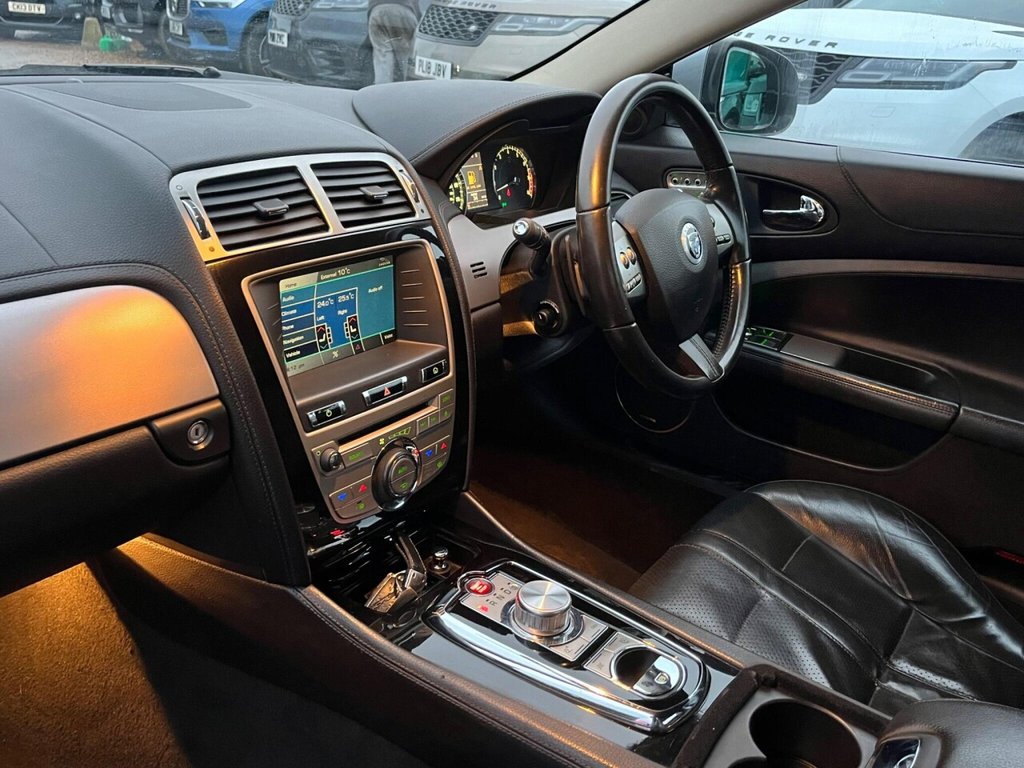 Used Jaguar XK 2010 for sale - 77952497: Photo 33