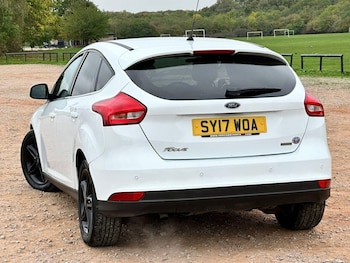 Used Ford Focus 2017 for sale - 76291565: Photo 4