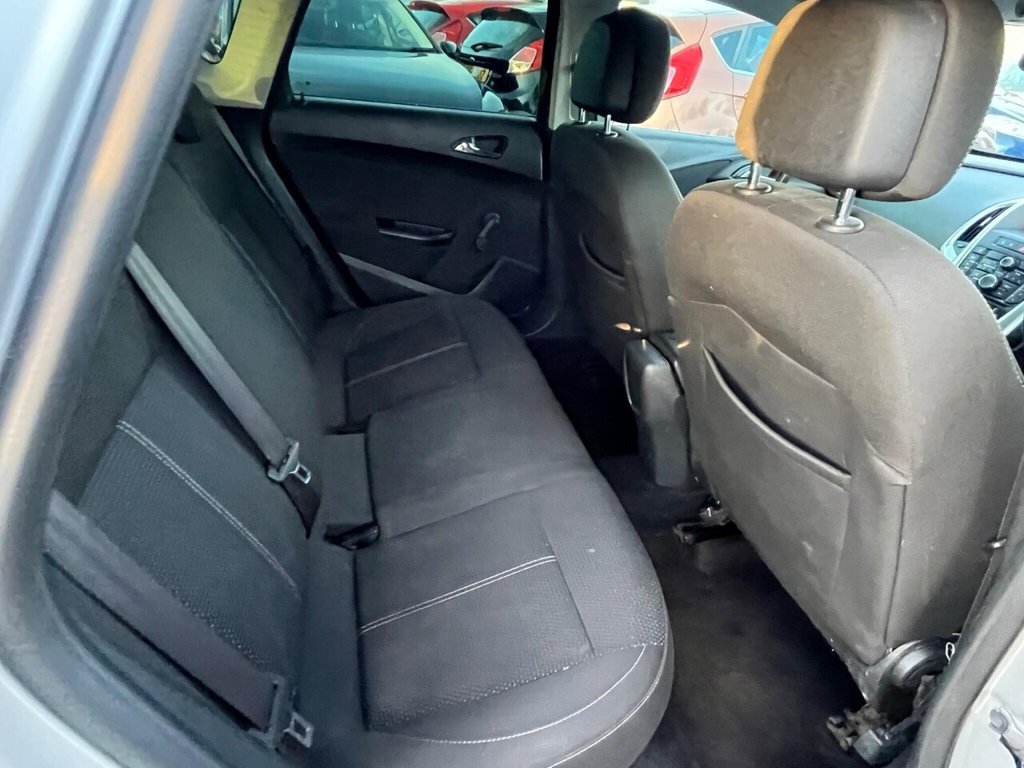 Used Vauxhall Astra 2015 for sale - 77885031: Photo 24