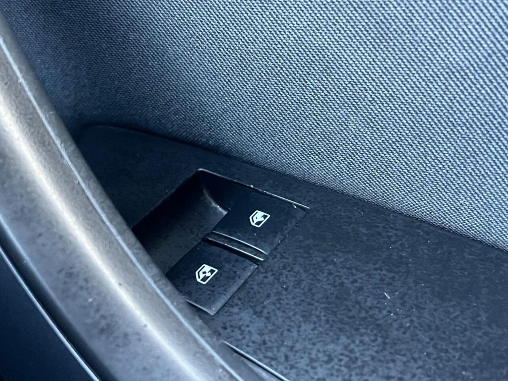 Used Vauxhall Astra GTC 2014 for sale - 77976469: Photo 28