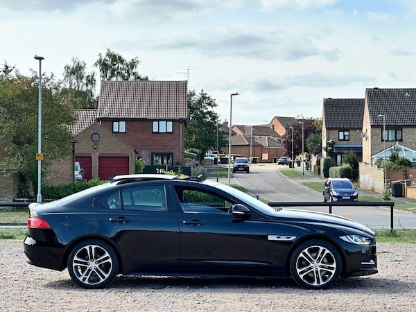 Used Jaguar XE 2015 for sale - 75548454: Photo 11