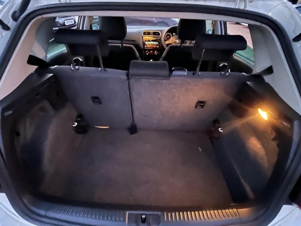 Used Volkswagen Polo 2013 for sale - 77101077: Photo 37