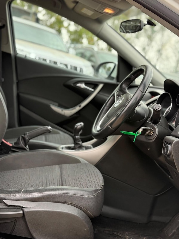 Used Vauxhall Astra 2014 for sale - 75542810: Photo 11