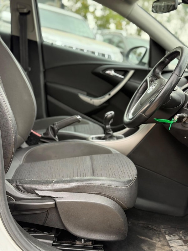 Used Vauxhall Astra 2014 for sale - 75542810: Photo 12