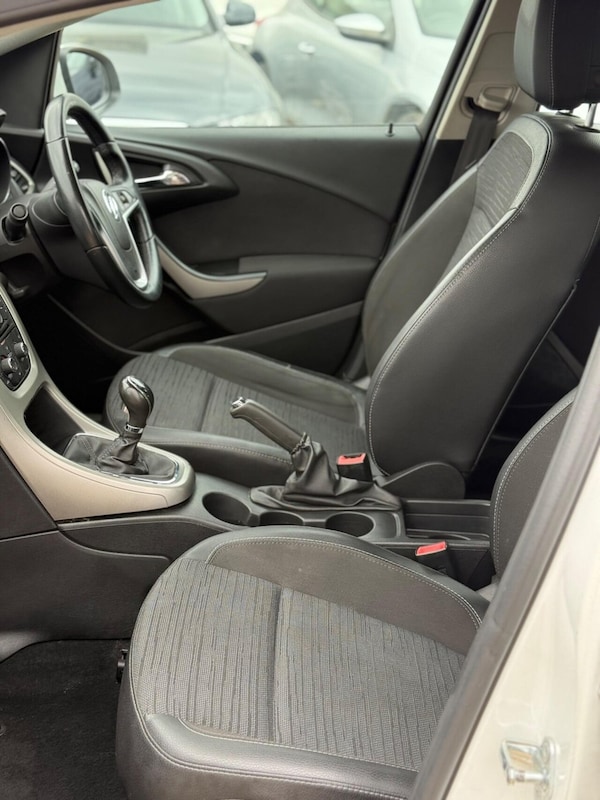 Used Vauxhall Astra 2014 for sale - 75542810: Photo 39