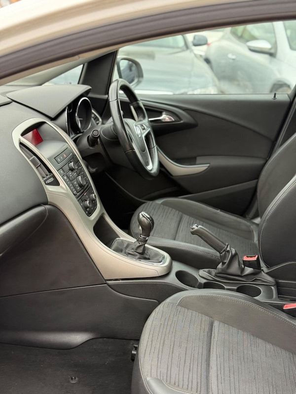 Used Vauxhall Astra 2014 for sale - 75542810: Photo 41