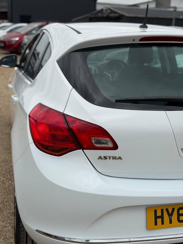 Used Vauxhall Astra 2014 for sale - 75542810: Photo 44