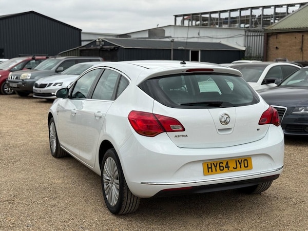 Used Vauxhall Astra 2014 for sale - 75542810: Photo 5