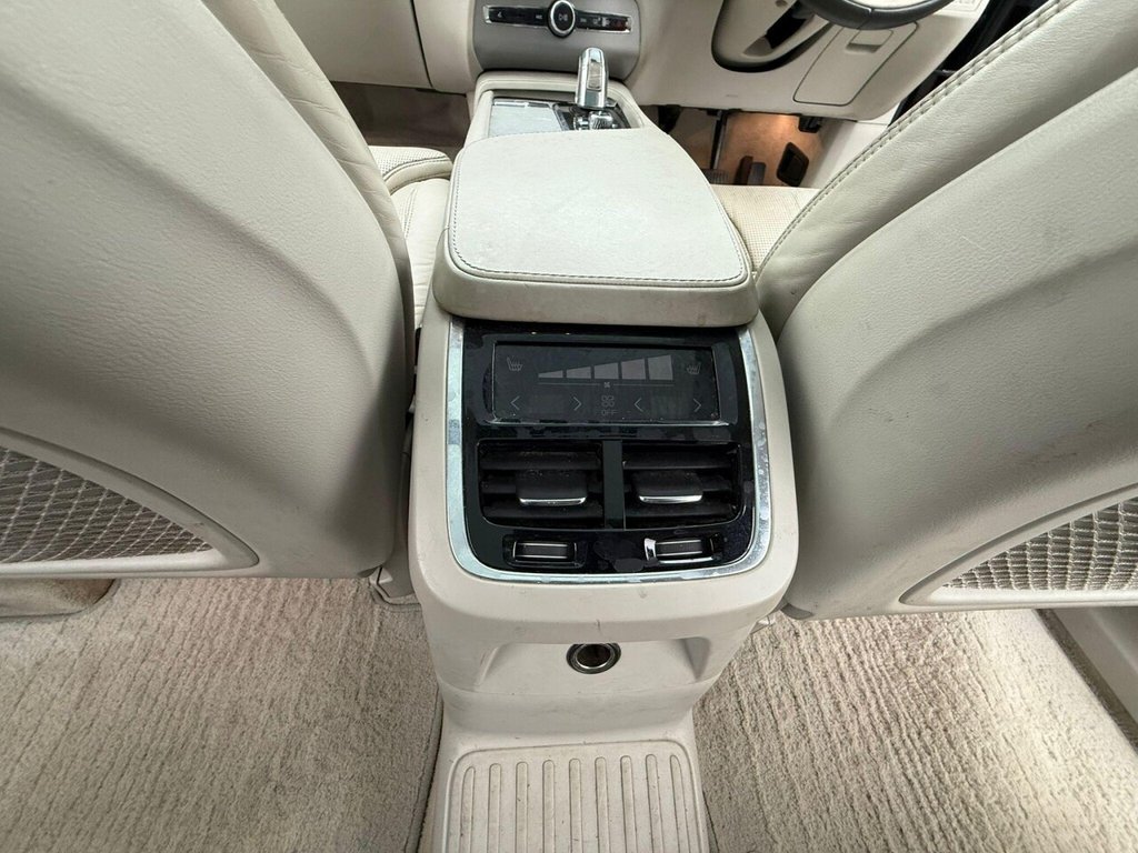 Used Volvo XC90 2015 for sale - 77642832: Photo 23