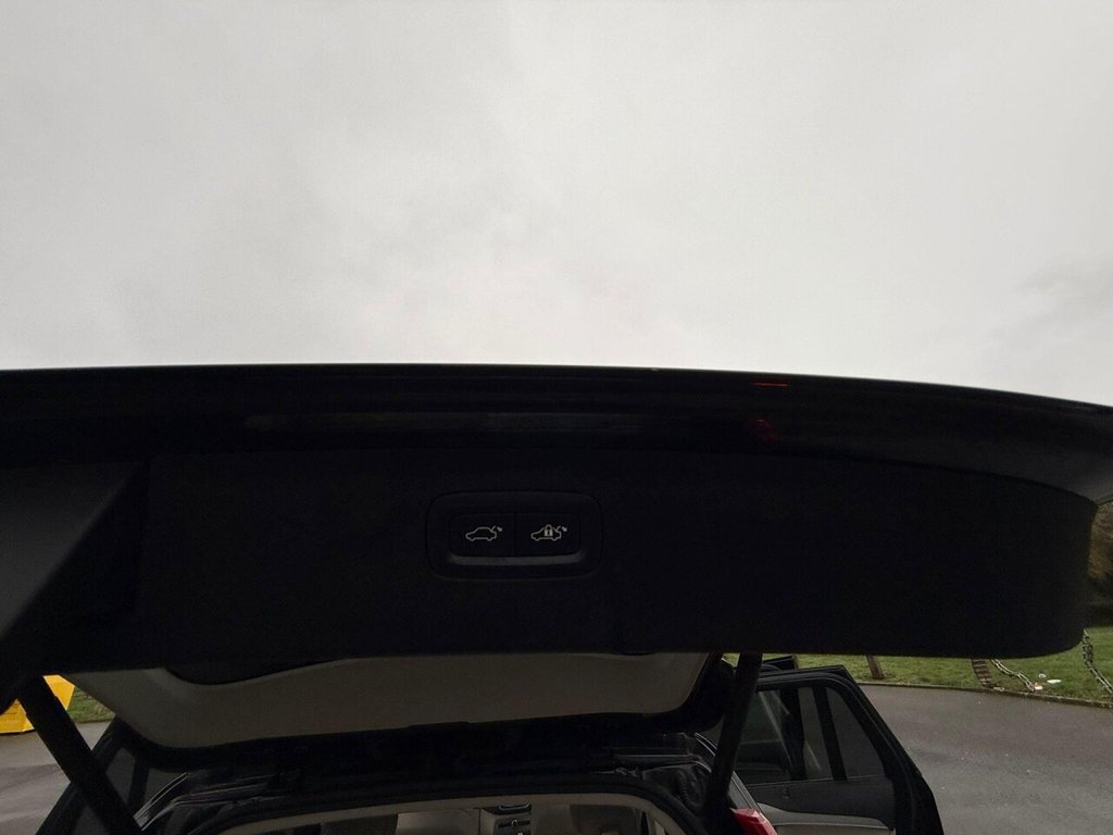 Used Volvo XC90 2015 for sale - 77642832: Photo 34