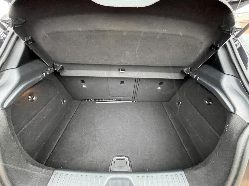 Used Mercedes-Benz A-Class 2015 for sale - 76454447: Photo 42