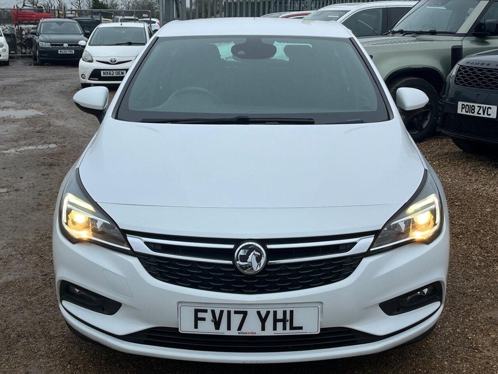 Used Vauxhall Astra 2017 for sale - 77795049: Photo 2
