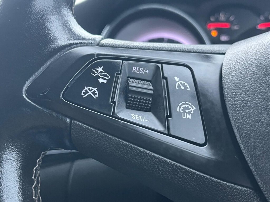 Used Vauxhall Astra 2017 for sale - 77795049: Photo 32