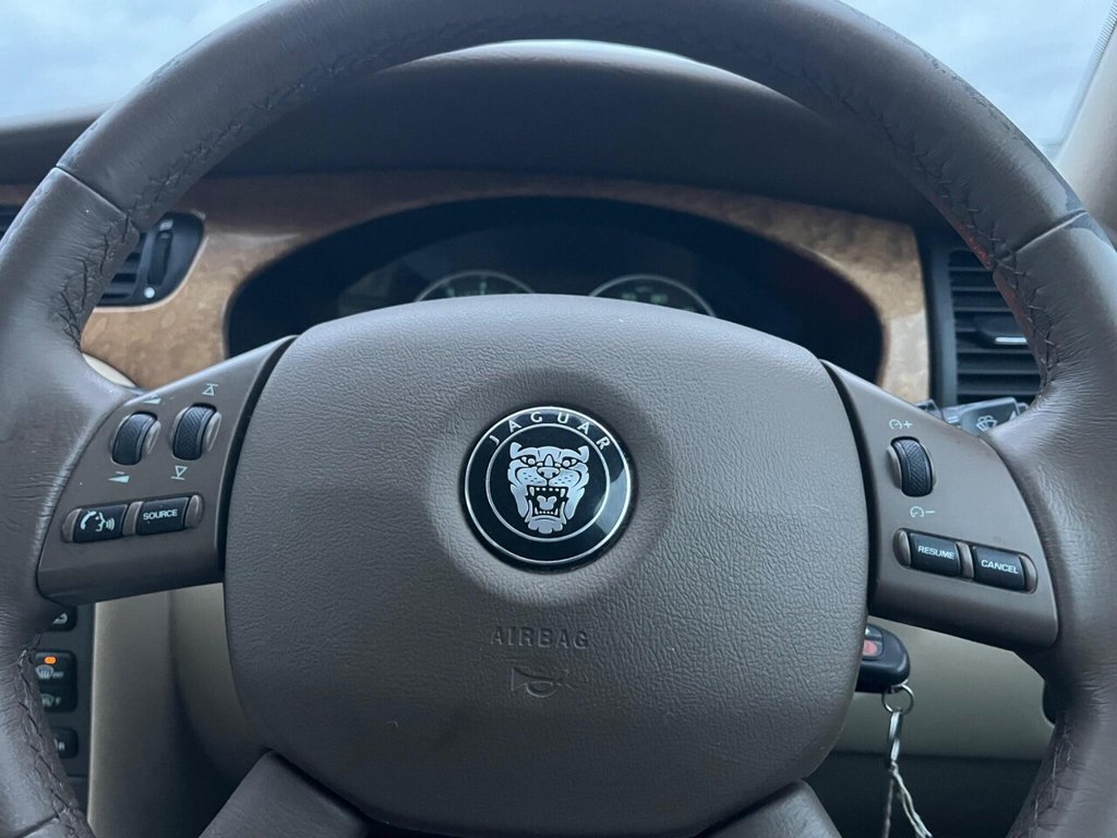 Used Jaguar X-Type 2007 for sale - 76914815: Photo 37