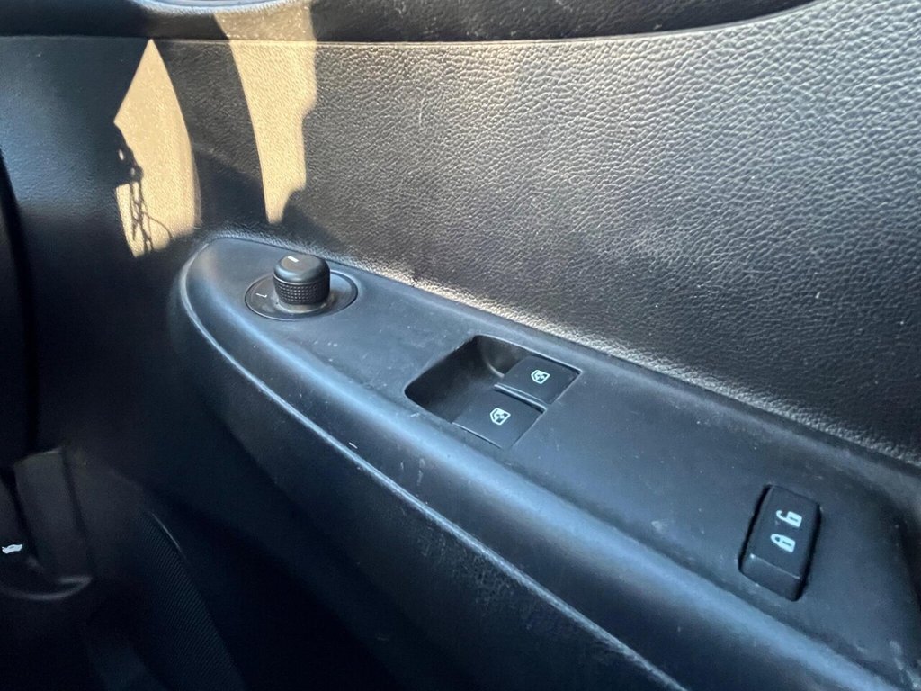 Used Vauxhall Viva 2016 for sale - 77054203: Photo 11